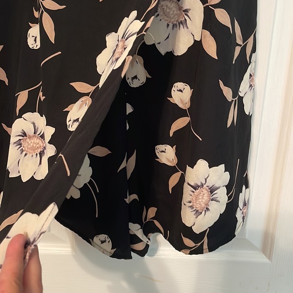 Lulus floral romper - Picture 2 of 7